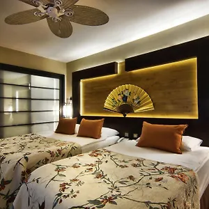 Deluxe Triple Room Sea View